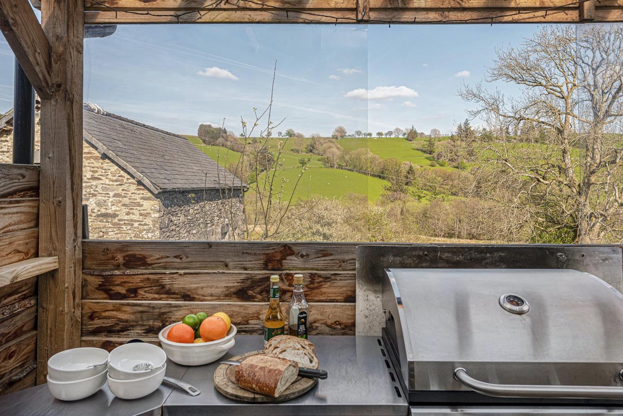 Snowdonia Glamping Holidays, Seren,