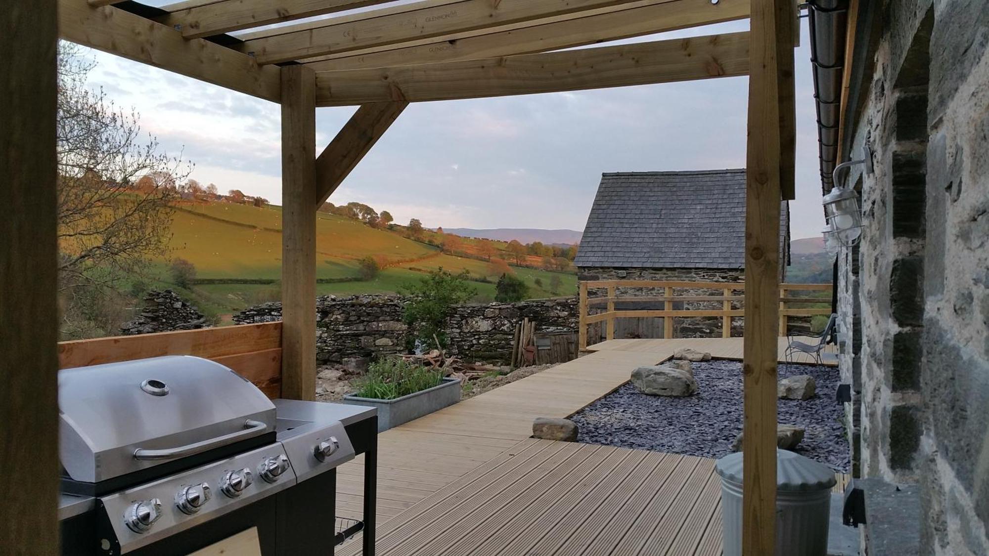 Snowdonia Glamping Holidays, Seren, *
