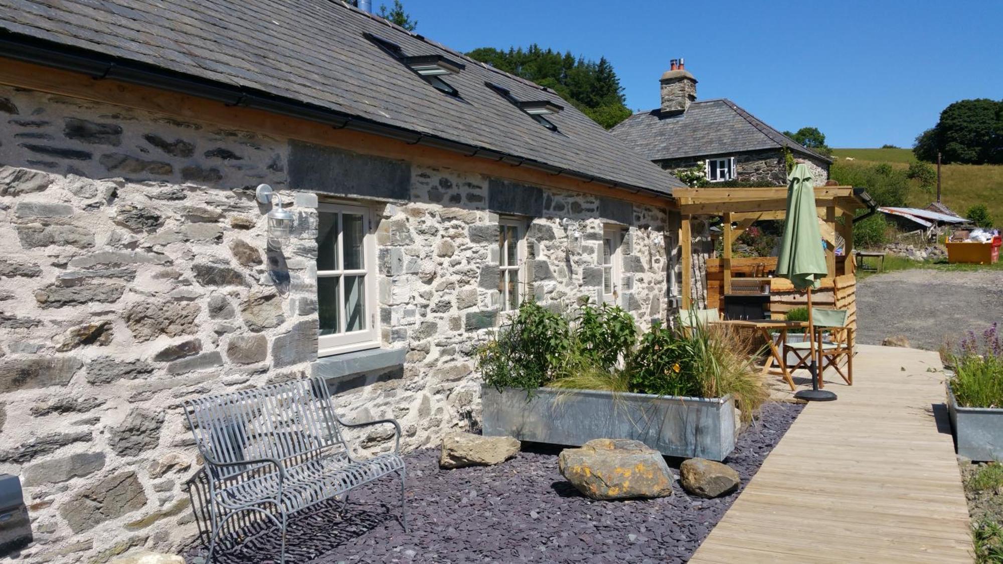 Snowdonia Glamping Holidays, Seren, Holiday home